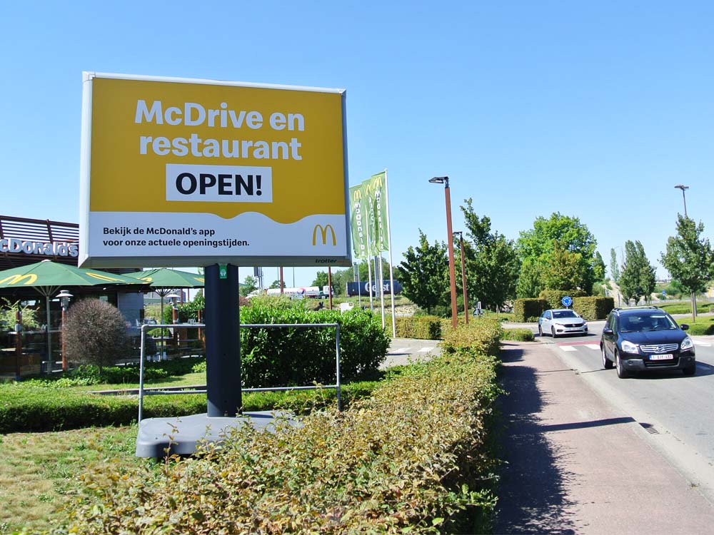 McDonalds campagne trotter billboards belgie vlaanderen heropening restaurants