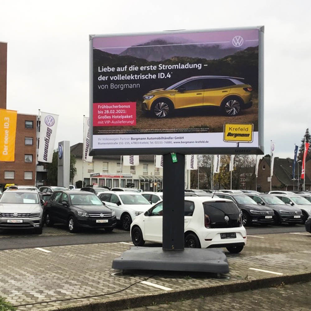 Kampagne ID.4 autohaus Borgmann Trotter billboard aussenwerbung werbeflache 1000x1000